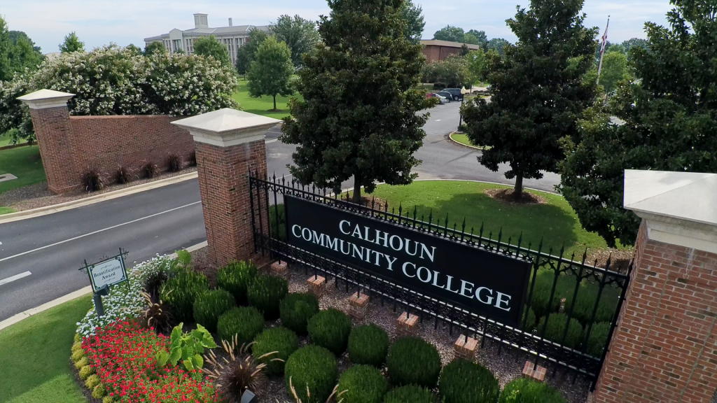 Calhoun Community College Entrance