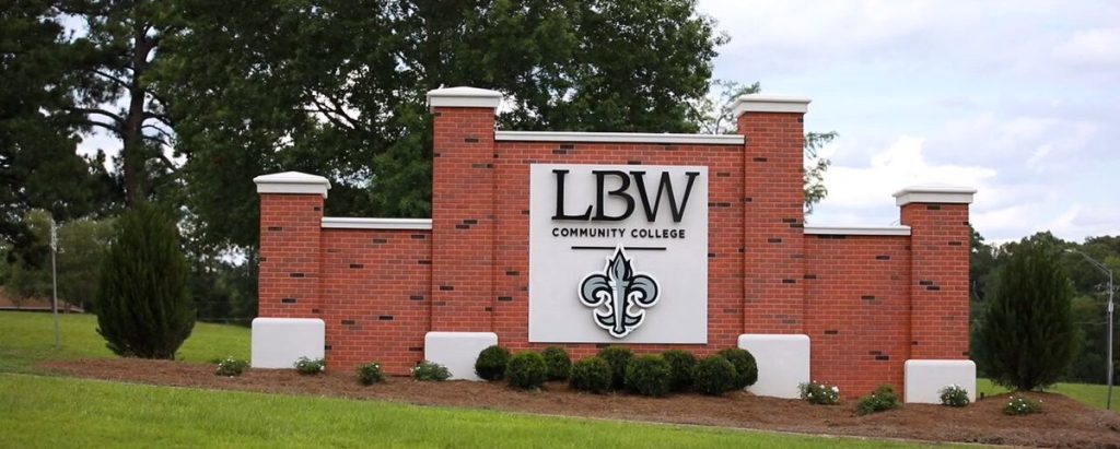 Lurleen B. Wallace Community College Entrance