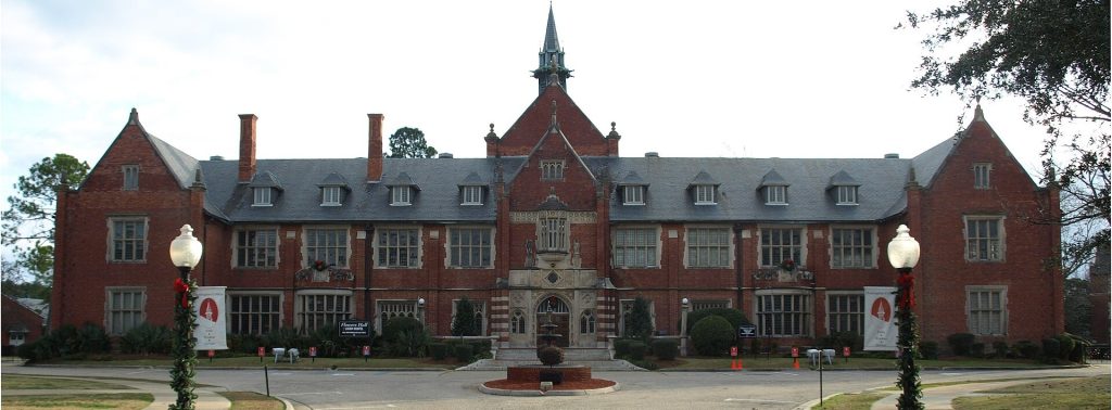 Huntingdon College Entrance