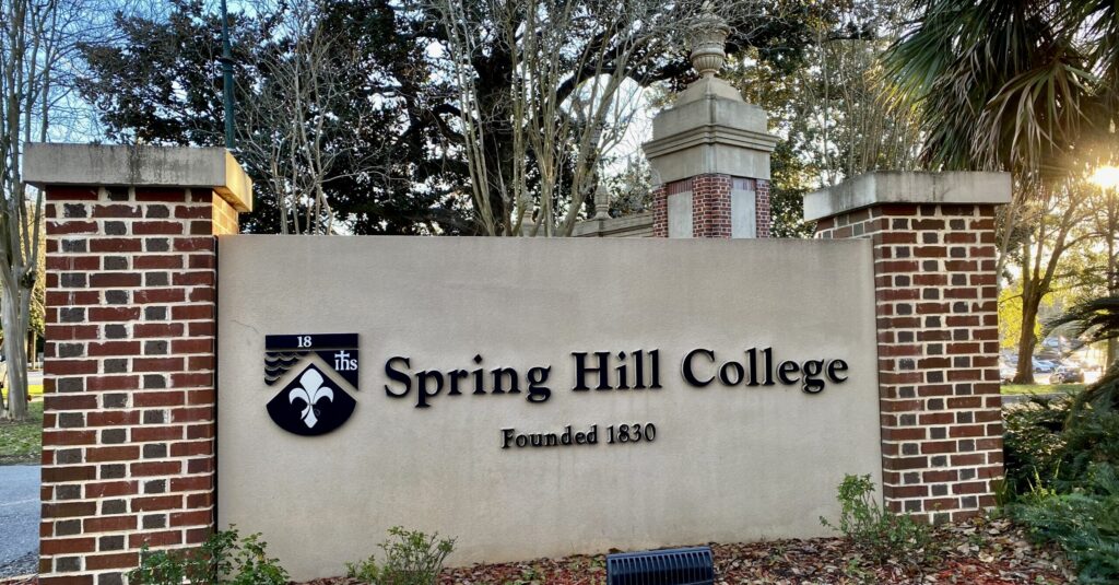 Spring Hill Entrance